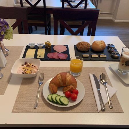 Hotel Berg Кельн Екстер'єр фото