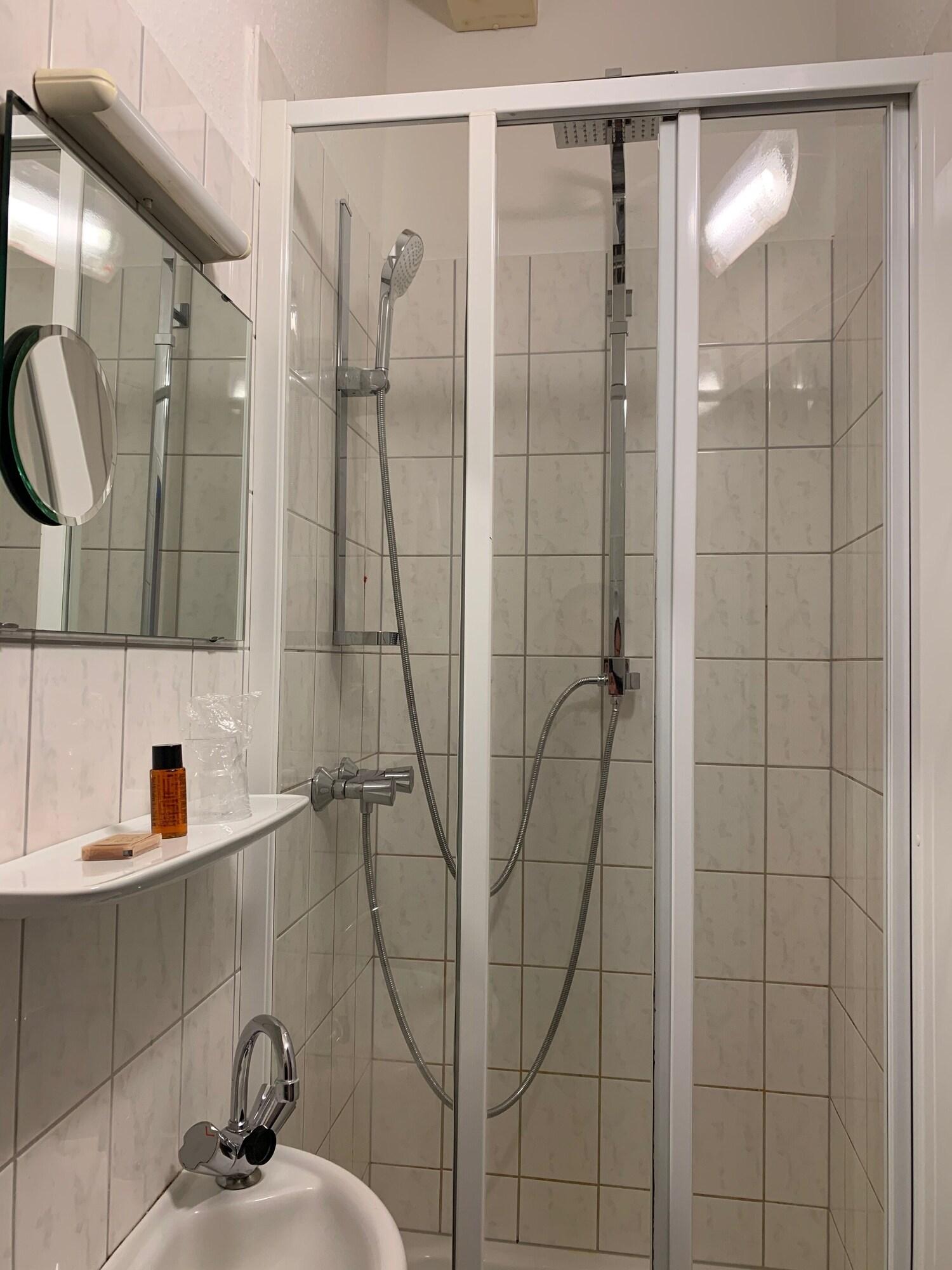 Hotel Berg Кельн Екстер'єр фото