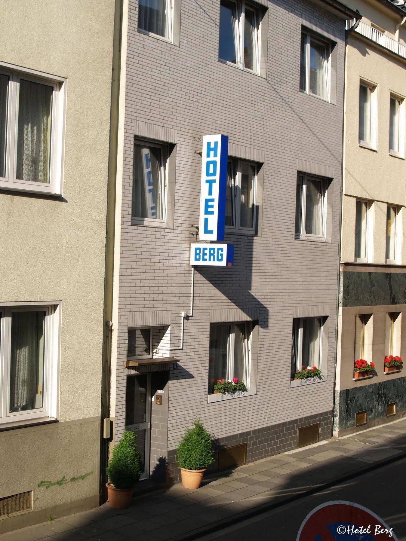 Hotel Berg Кельн Екстер'єр фото