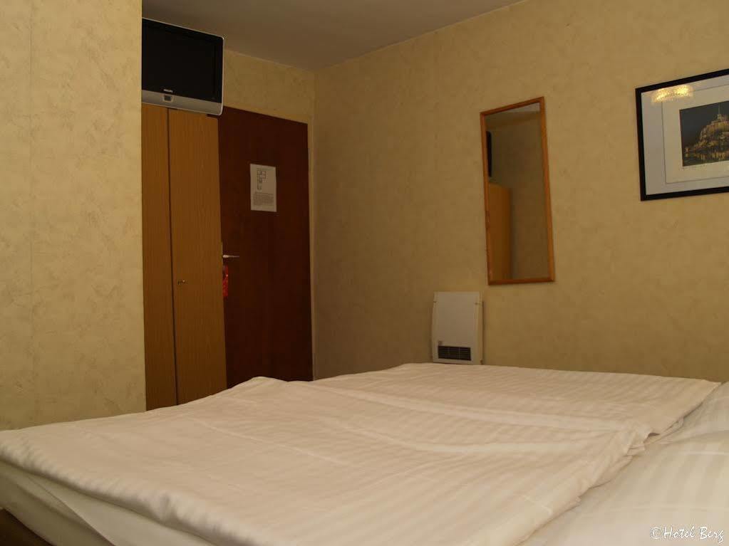 Hotel Berg Кельн Екстер'єр фото