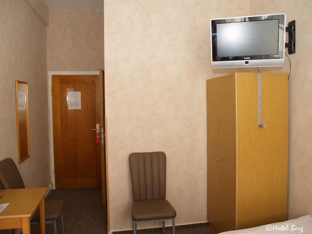 Hotel Berg Кельн Екстер'єр фото
